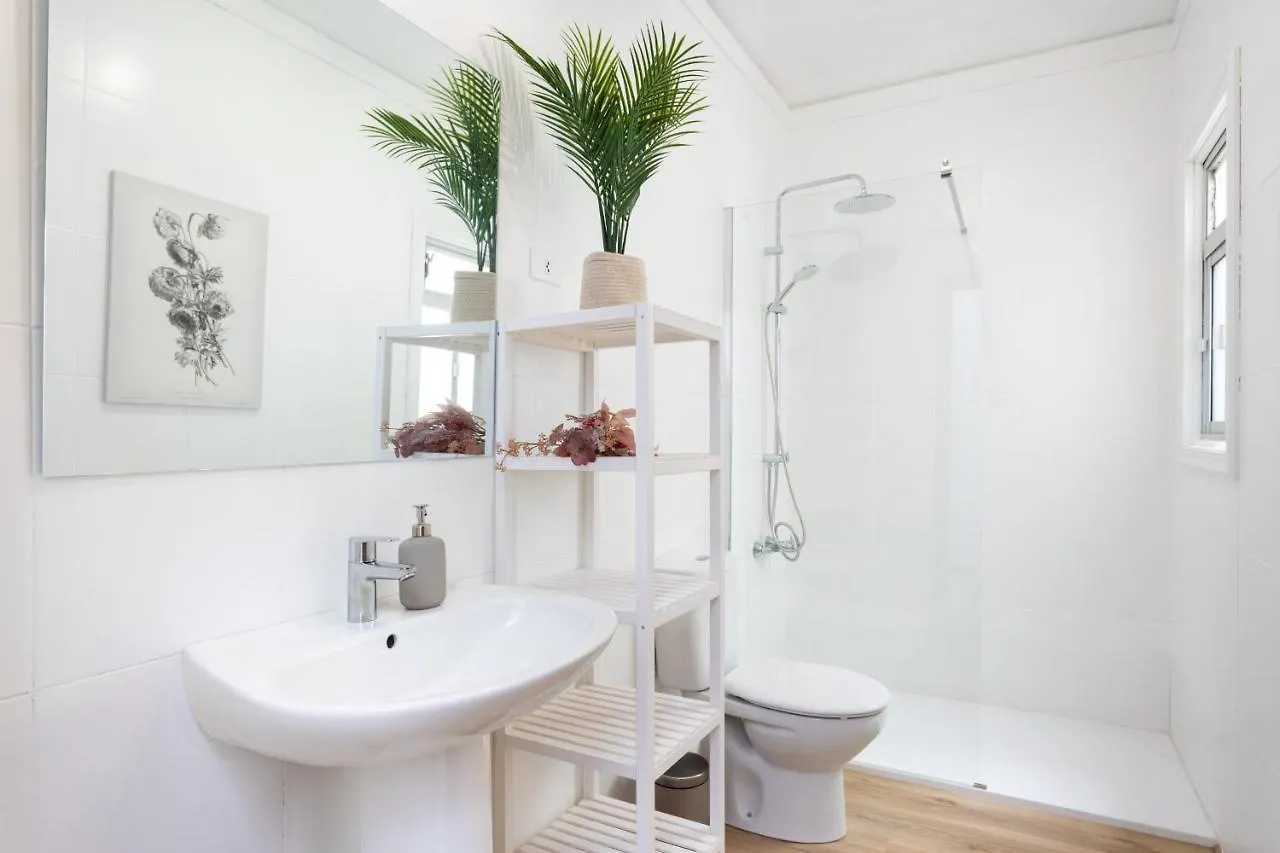 Eden Rentals 101 Surfy Stylish Bed&Coffee Room Granadilla De Abona